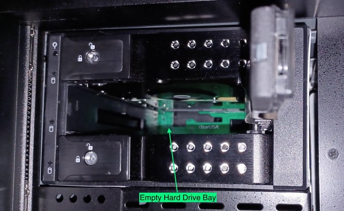 QuickRoll_OpenDriveBay_noDrive